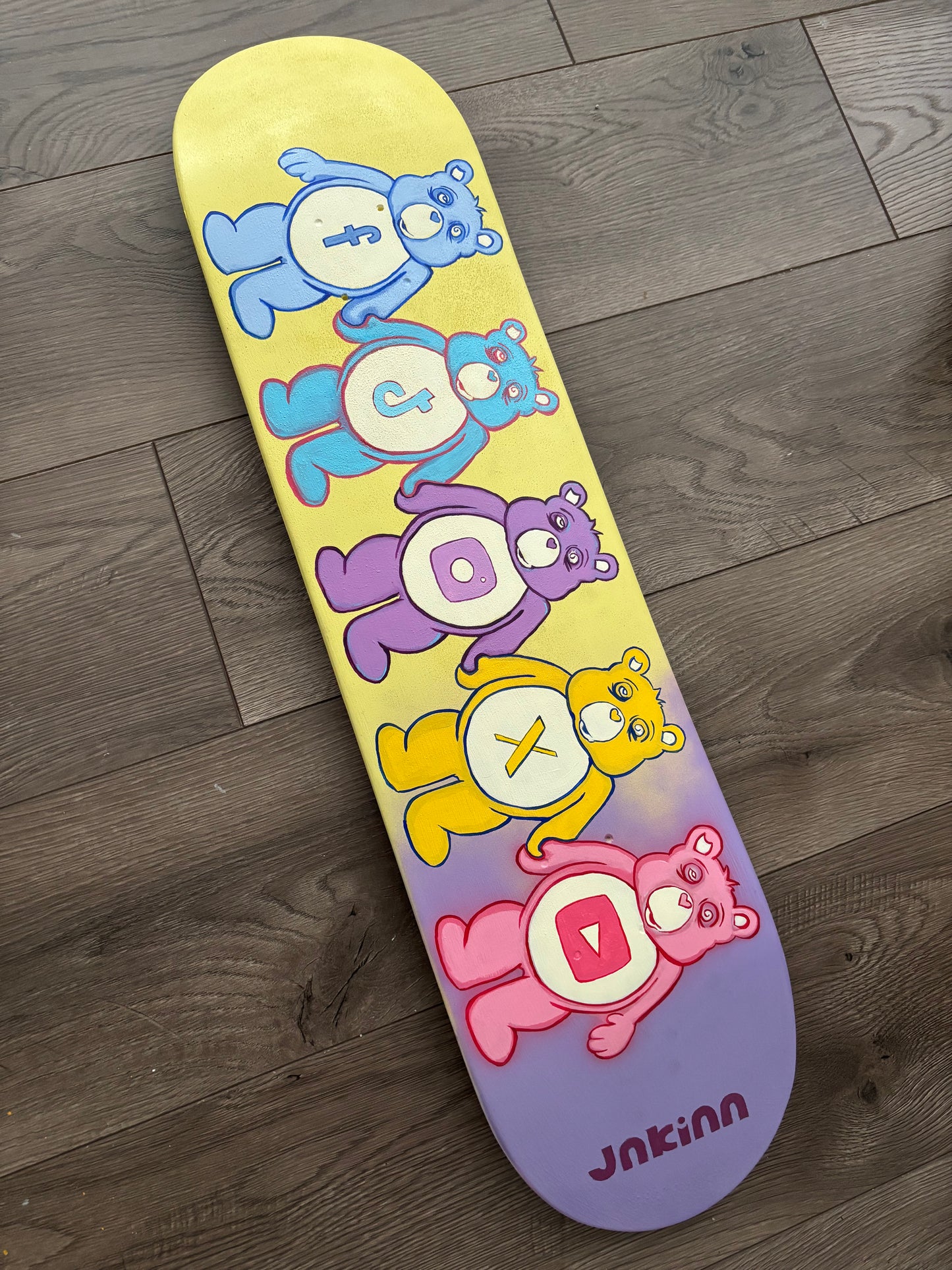 Social Bear Stare Skateboard